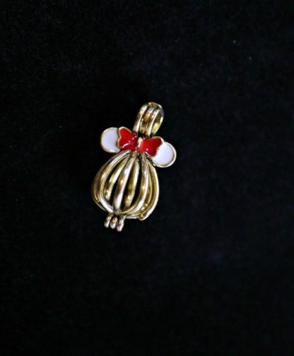 gold tone minnie mouse charm